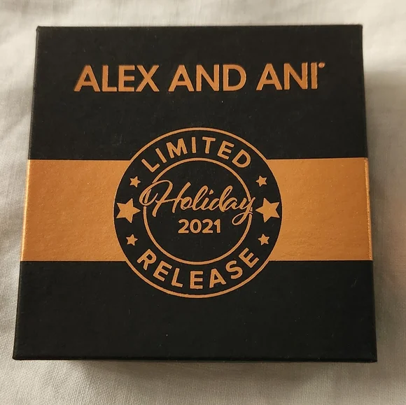 Alex and Ani Wizard of Oz Bracelet Holiday 2021 Limited Release - Picture 2 of 3